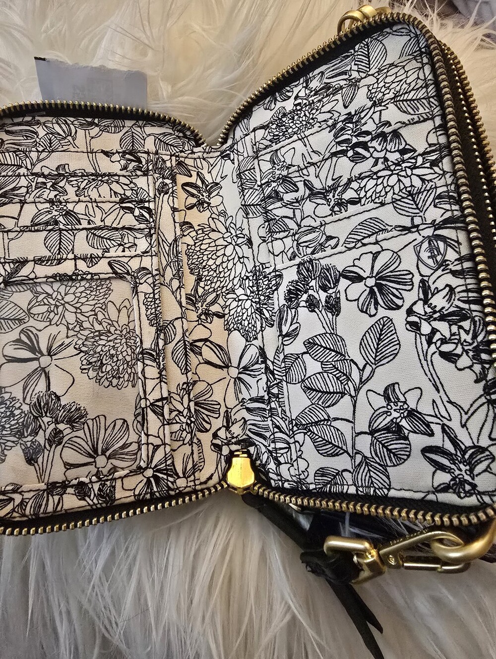Vera Bradley Leather Wallet Crossbody Bag - Picture 6 of 10